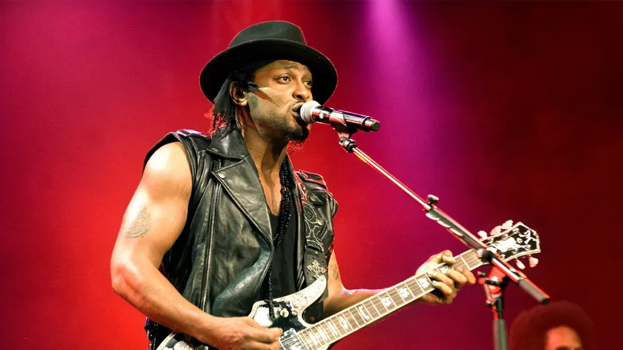 D'Angelo Dead