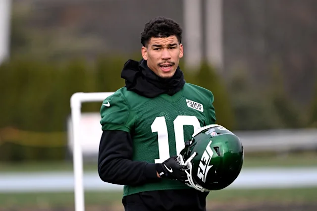 Jets $44 million free agent bust